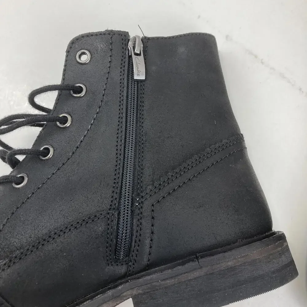 Clarks Black Leather Men's Boots - Picture 9 of 9